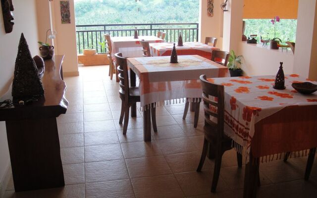 Sunset Lavinia Hotel