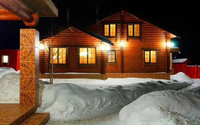 Пушкинский дворик