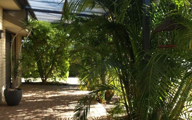 Baudins Bed & Breakfast - Adults Only