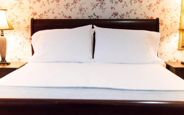 The Eden Hall Inn
