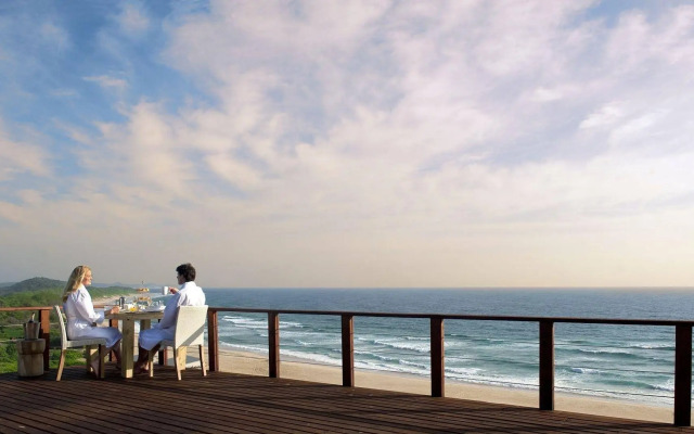 White Pearl Resorts