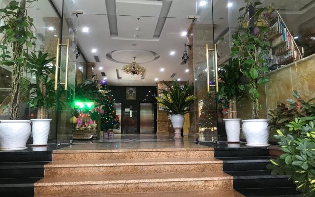 An Thuyen Hotel