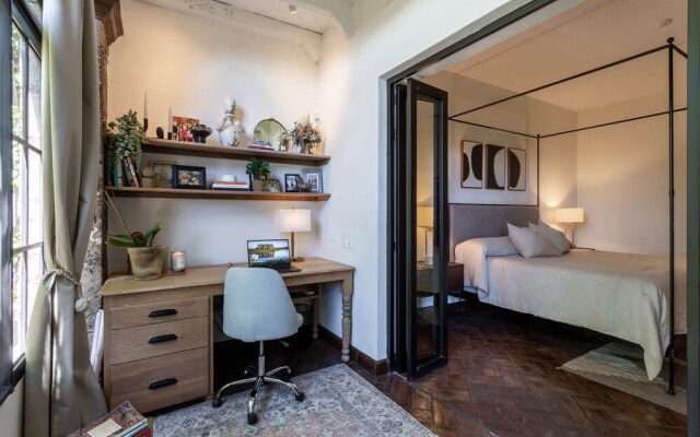 Panoramic Paradise 3BR Overlooking SMA