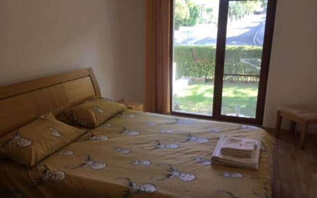 4 Star One Bedroom Apartment With Garden