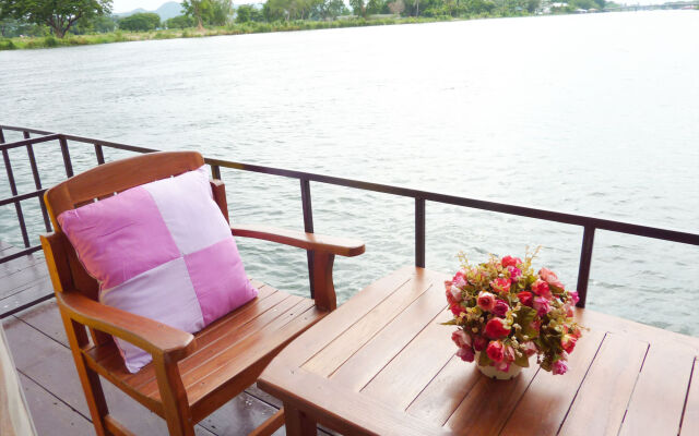 Tara Raft Kanchanaburi