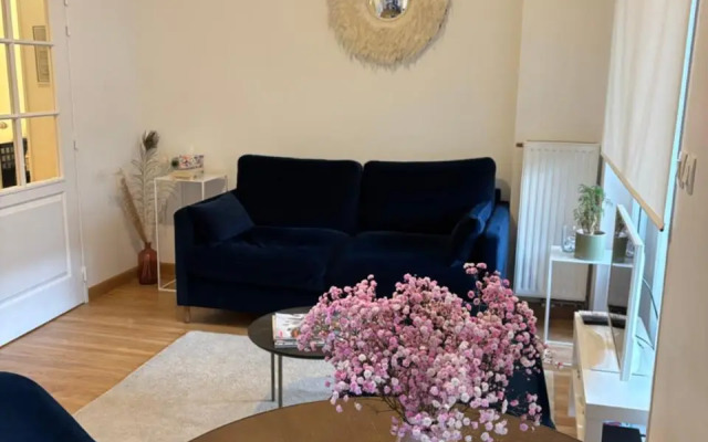 Appartement Centre Ville Avec Terrasse Et Parking Securise