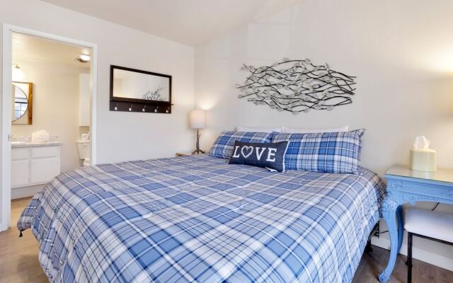 Boulder BAY Condo #2236