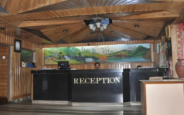 Hotel Hilltop Towers