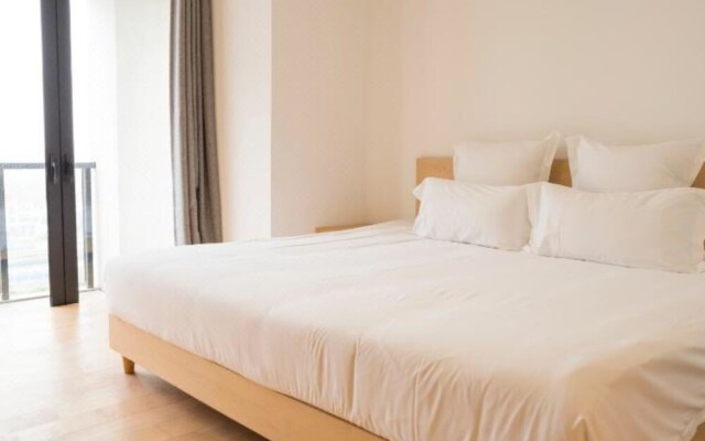 BaseLIVING Zhangjiang Serviced Apartment