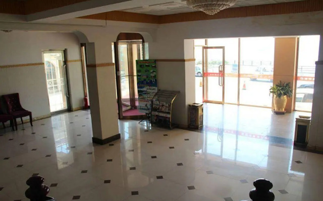 Qingdao Dream Ship Hotel