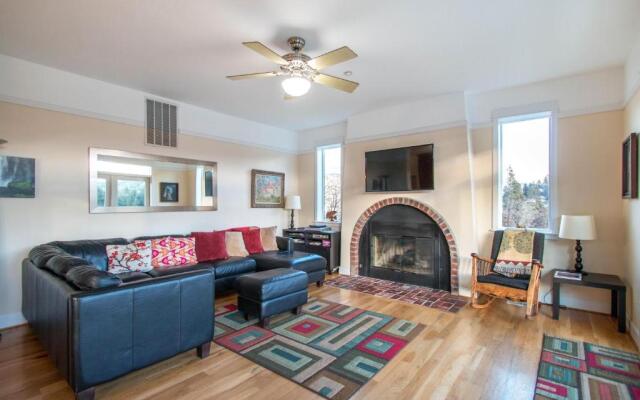 Hazel Rvr Vw Ac Ht 4Br 2.5B