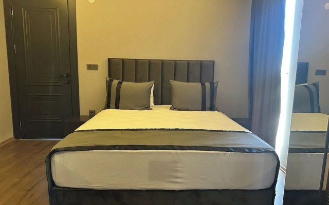 B&c Luxury Residance