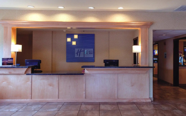 Comfort Inn & Suites-columbia Gorge West