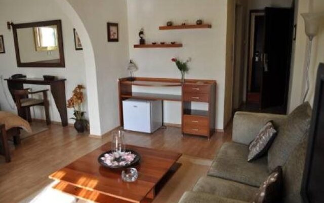 Hotel Philoxenia