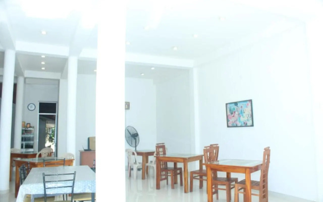 Thirasara Holiday Inn