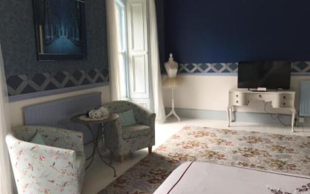 Gardenvale Manor House B&B