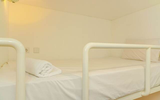 Comfy And Modern Look 2Br Northland Ancol Apartment