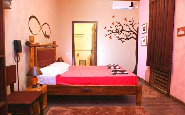 Sunrise Caravan Stay Hostel
