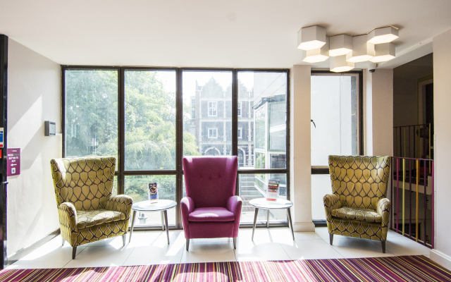 Safestay London Kensington Holland Park