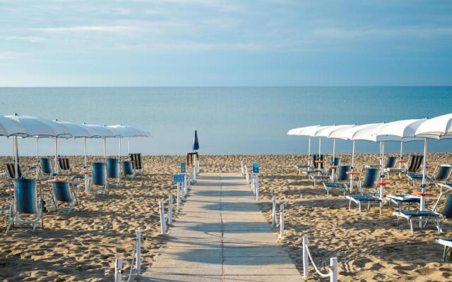 Ticho's Greenblu Hotel