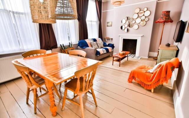 Boutique Apartment on Kings Road