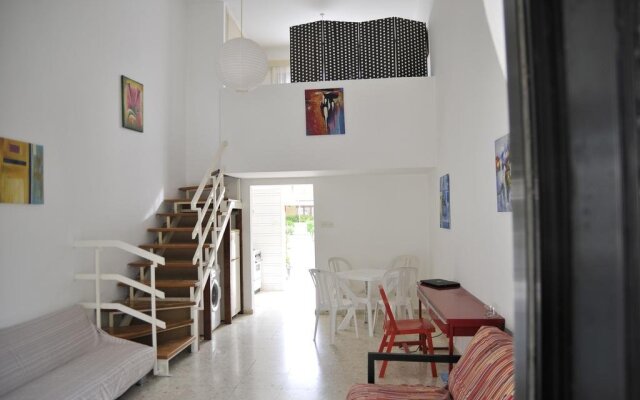 Kermia Beach Apartment