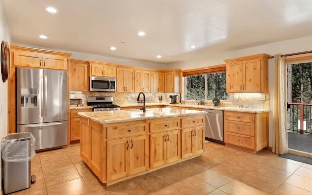 Three Bears INN #2147