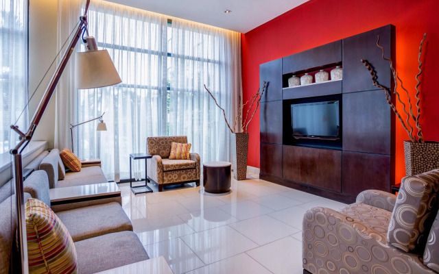 Courtyard by Marriott Panama Metromall
