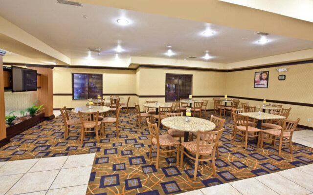 Holiday Inn Express Hotel & Suites Plymouth by IHG