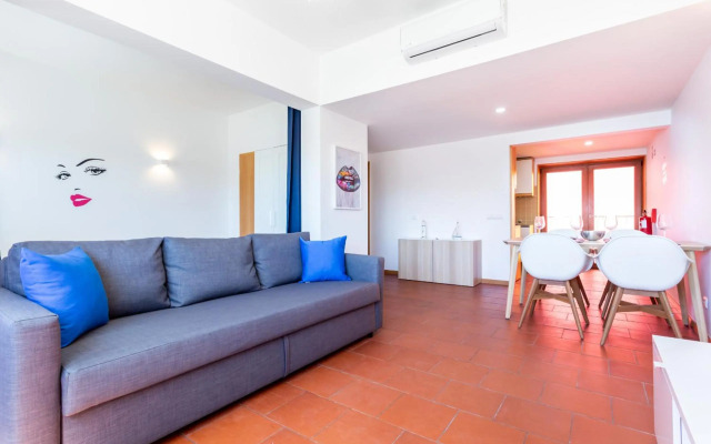 Marina Lovers by Seewest