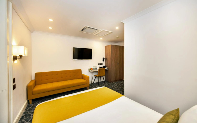 Courtyard by Marriott London Gatwick Airport