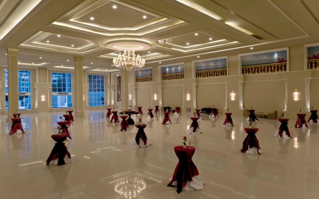 Kaya Izmir Thermal And Convention