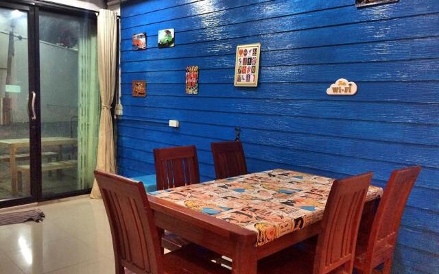Pop Art Hostel Chinatown