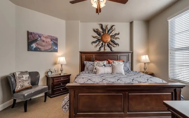 Desert Edge 3 Bedroom Townhouse by RedAwning