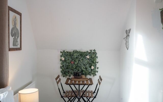 Phnix Central Luxury Accommodation