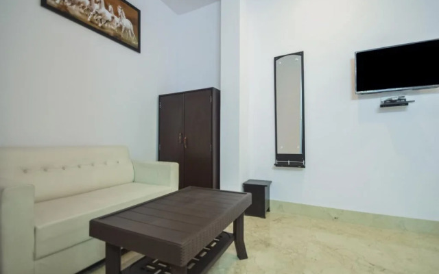 Yash Palace By OYO Rooms