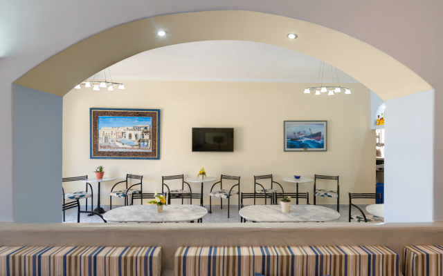 Akis Hotel