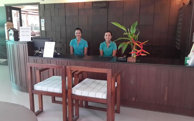 Lanta Pura Beach Resort