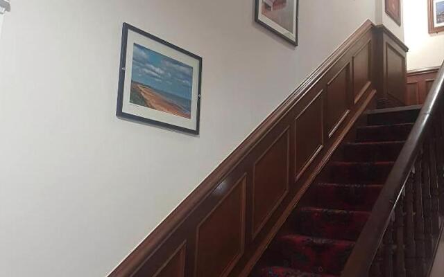 Claxton Hotel