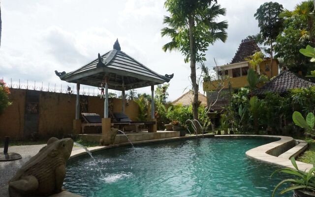 Kubu Sari Guest House Ubud