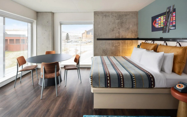 Moxy Halifax Downtown