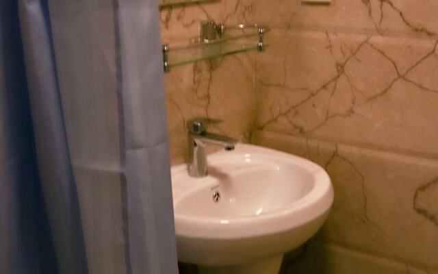 Lemon Tree Apartment and Homestay
