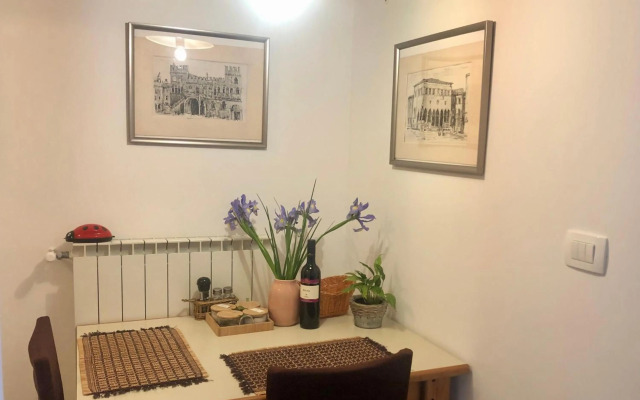 Pri piratski mački - At the pirate cat - Dal gatto pirata