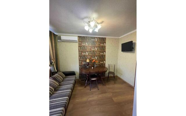 Апартаменты на улице Грибоедова 9