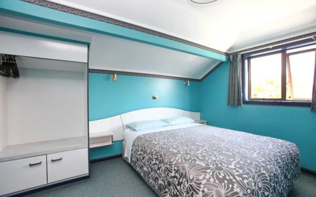 Pure Motel