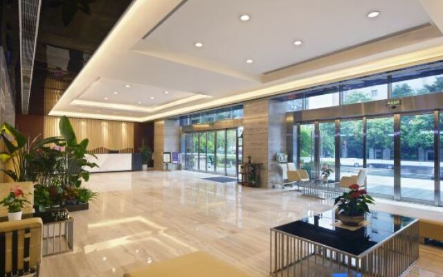 Three Gorges Serviced Apartments