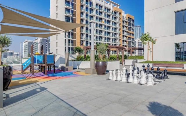 GLOBALSTAY. Azizi Riviera 48