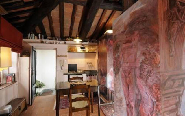Casa di Lapo in Lucca