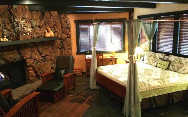 Lodge At Sedona