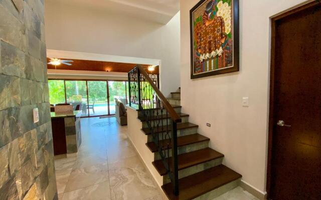 Casa Arnold - Luxurious 4 bedroom villa with pool
